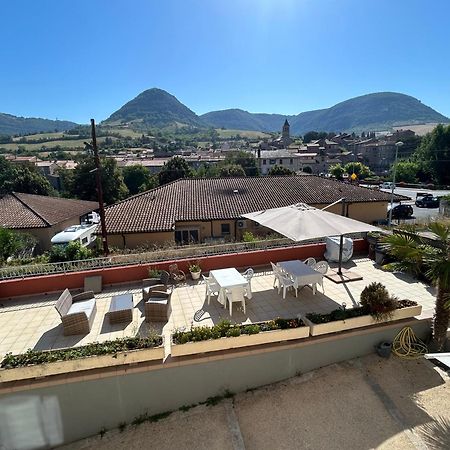 Апартаменты Le Mas De Campels Saint-Georges-de-Luzencon Экстерьер фото